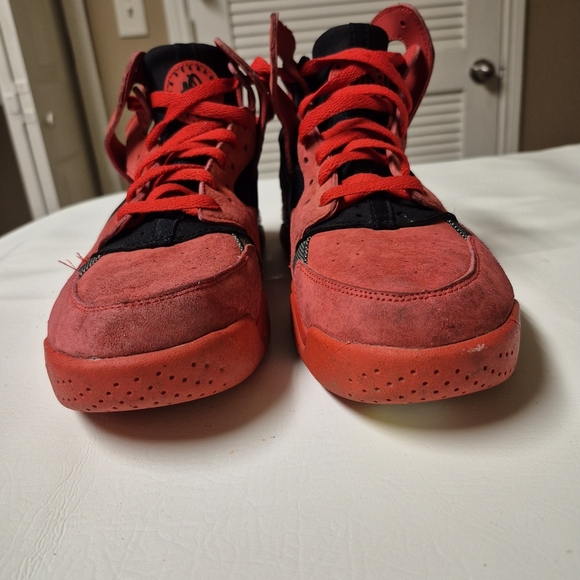 Nike Air Flight Huarache Red Black High Top Sneakers - Picture 3 of 6
